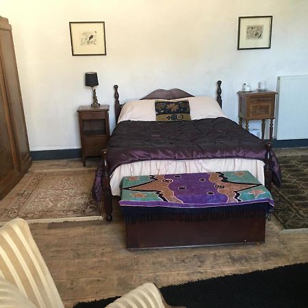 Chambre Sdb Privee Townhouse 26 Chambres D'Hotes Civray Civray  Exterior foto